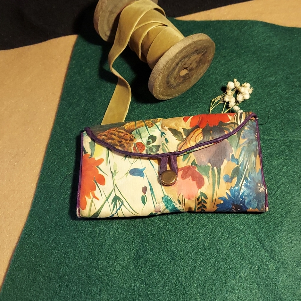 Sewing kit